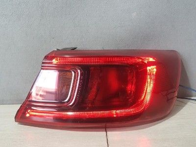 تصویر محصول چراغ خطر عقب راست رنو تالیسمان E2 سال 2016