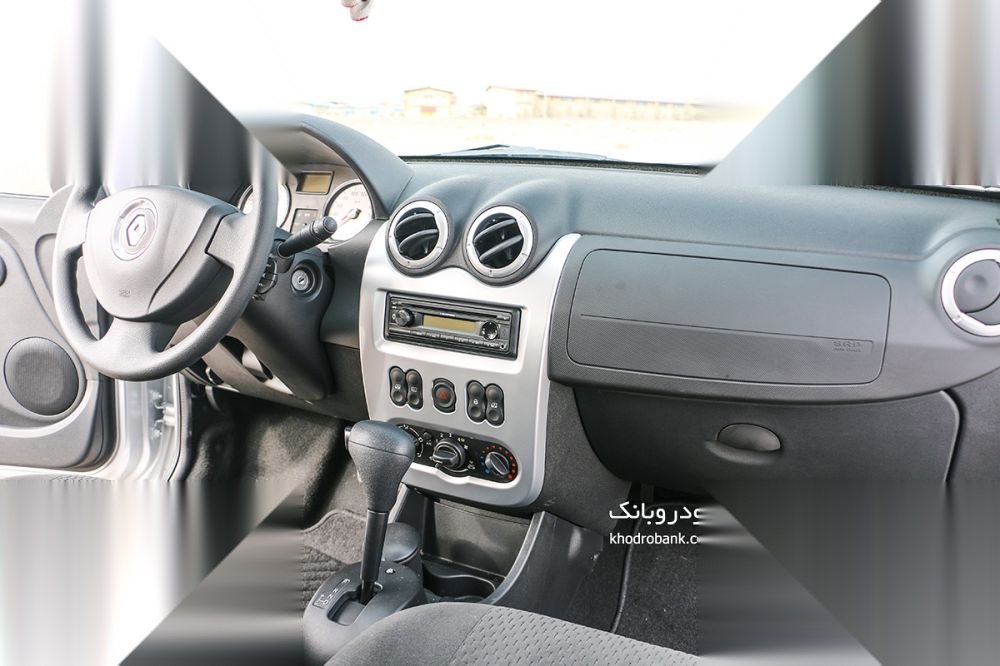 تصویر محصول داشبورد رنو ساندرو اتوماتیک سال 1397