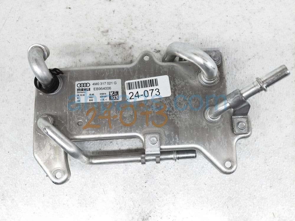 تصویر محصول خنک کن روغن گیربکس آئودی Q4 e-tron 40 سال 2024