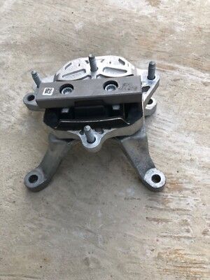 تصویر محصول دسته گیربکس آئودی Q5 e-tron 40 سال 2023