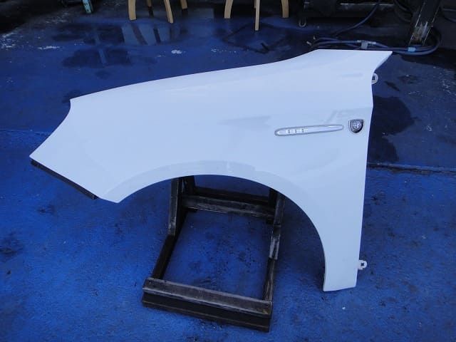 تصویر محصول گلگیر جلو چپ آلفارومئو جولیتا سال 2015