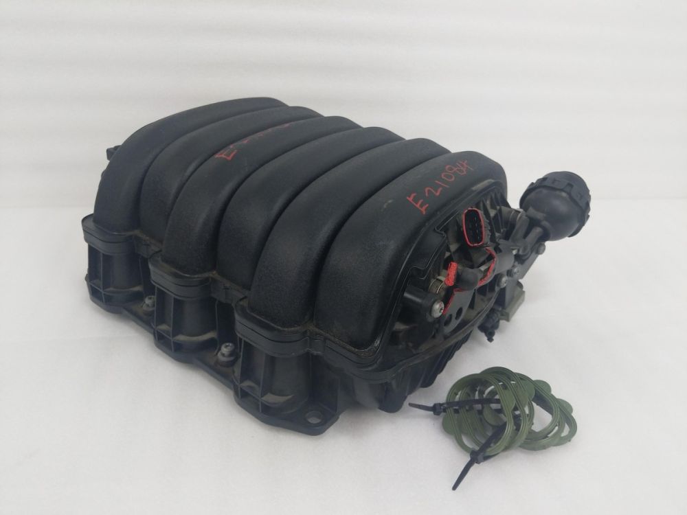 تصویر محصول منیفولد هوا پورشه پانامرا 4S سال 2012