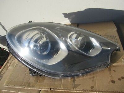 تصویر محصول چراغ جلو راست پورشه ماکان سال 2017