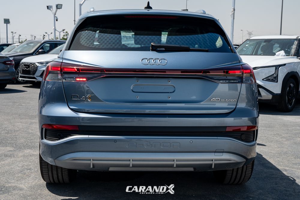 تصویر محصول شیشه عقب آئودی Q4 e-tron 40 سال 2024