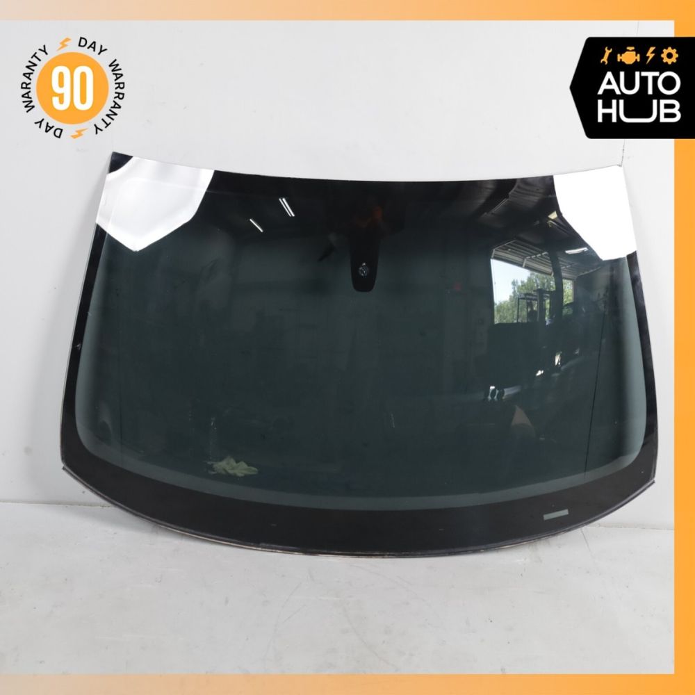 تصویر محصول شیشه جلو پورشه پانامرا 4S سال 2012