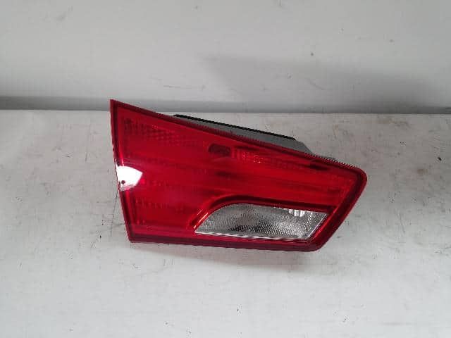 تصویر محصول چراغ خطر عقب چپ کیا سراتو 2.0 لیتر اتوماتیک سال 2010