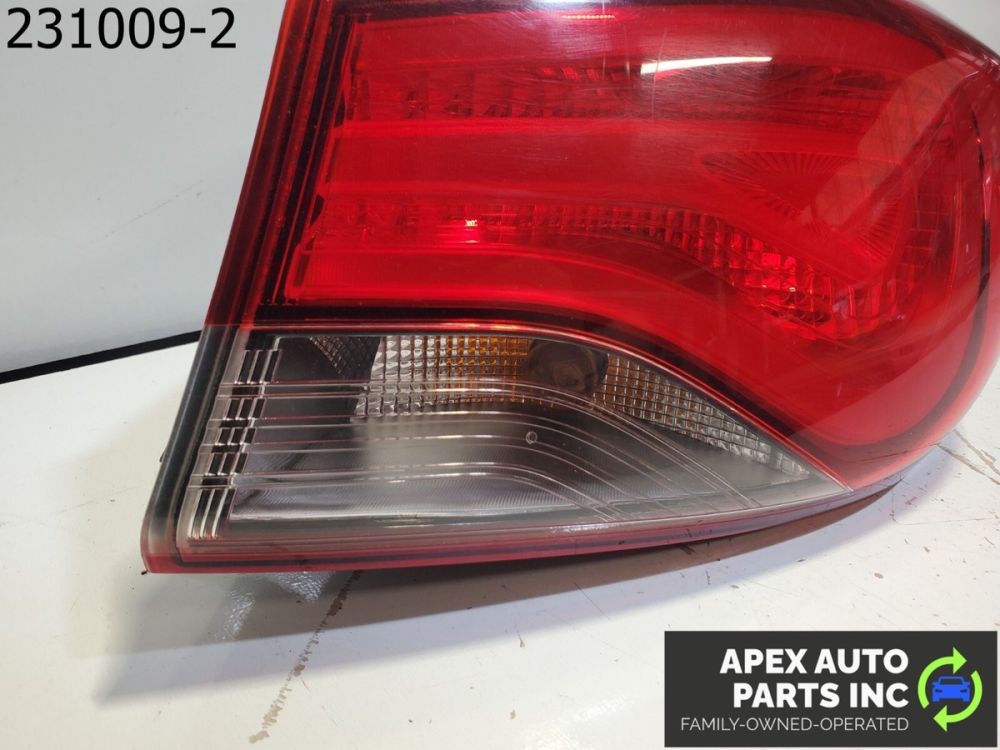 تصویر محصول چراغ خطر عقب راست هیوندای النترا 1.8 لیتر سال 2014