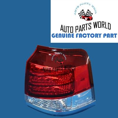 تصویر محصول چراغ خطر عقب راست لکسوس LX 570 سال 2013