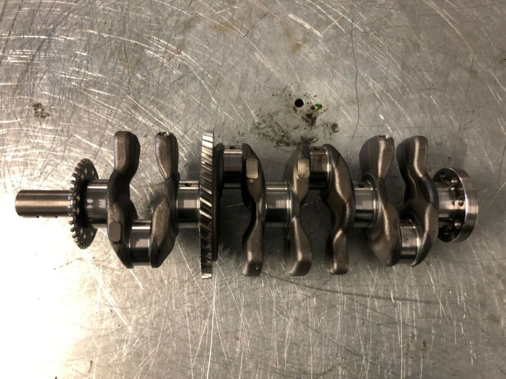 تصویر محصول میل لنگ لکسوس NX 200 توربو سال 2016