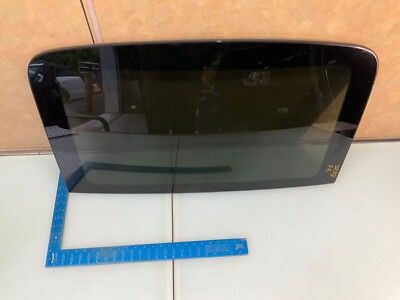 تصویر محصول شیشه سانروف بی ام و X3 28 سال 2013