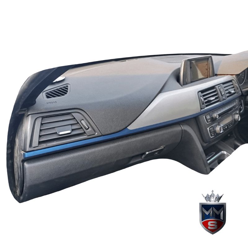 تصویر محصول داشبورد بی ام و سری 3 سدان 320i سال 2013