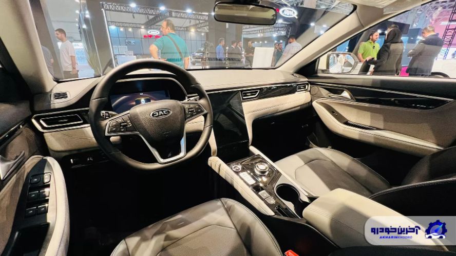 تصویر محصول داشبورد کی ام سی eJ7 پلاس سال 2024