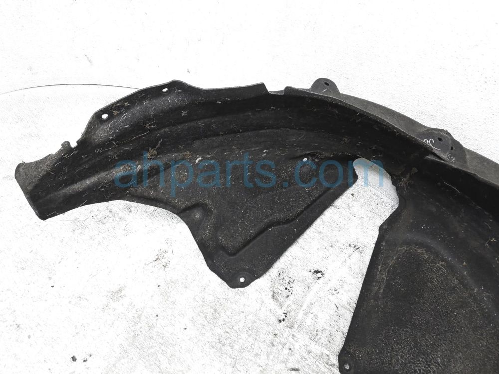 تصویر محصول شلگیر عقب چپ هوندا eNS1 150 کیلووات سال 2023