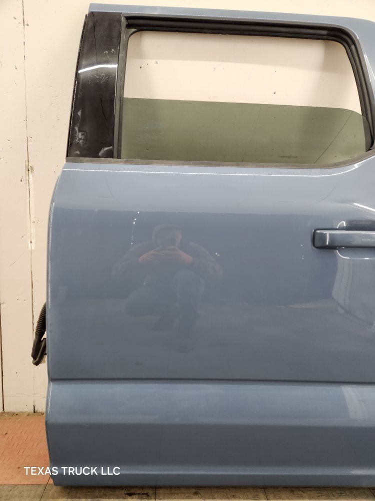 تصویر محصول درب عقب چپ فونیکس FX EV 150 کیلو وات سال 2025