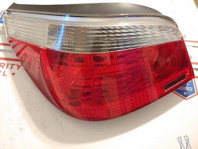 تصویر محصول چراغ خطر عقب چپ بی ام و سری 5 سدان 525i سال 2005