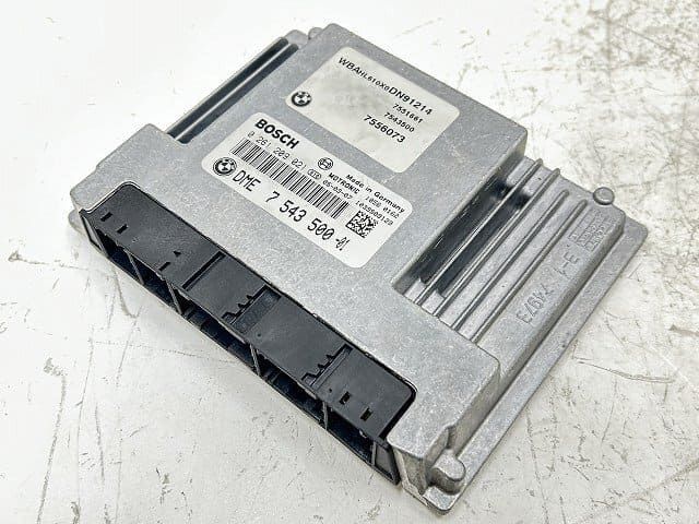 تصویر محصول ( کامپیوتر موتور )ECU بی ام و سری 7 740i سال 2005